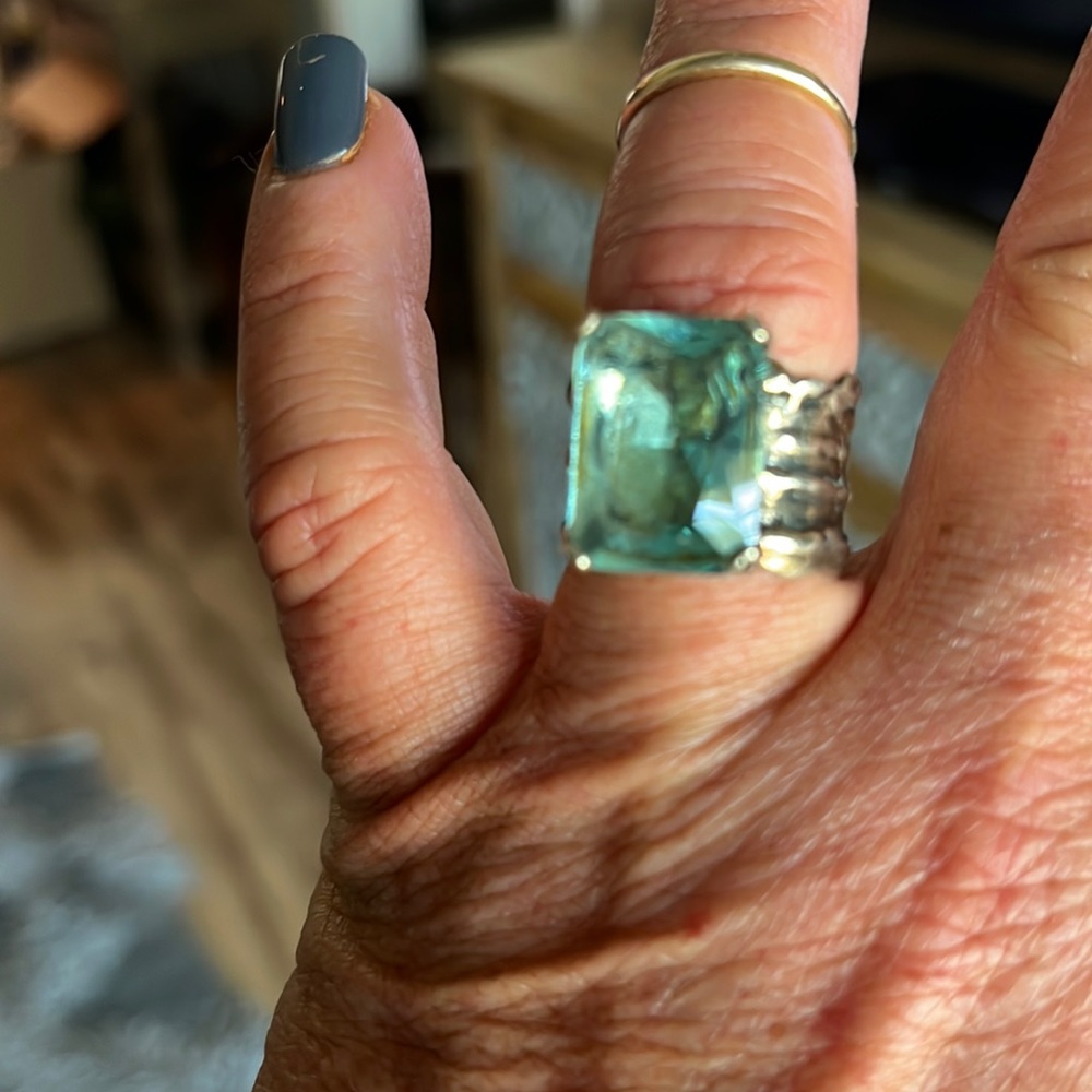 Silpada- gorgeous aquamarine- ring- size 9